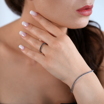 Tennisarmband aus 18 Karat Weißgold mit natürlichen schwarzen Diamanten von 3,09 ct Sandra Ferretti
