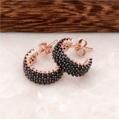 Cercei Eternity din Argint 925 Placati cu Rodiu Roz și Trei Randuri Pietre Cubic Zirconia Negre